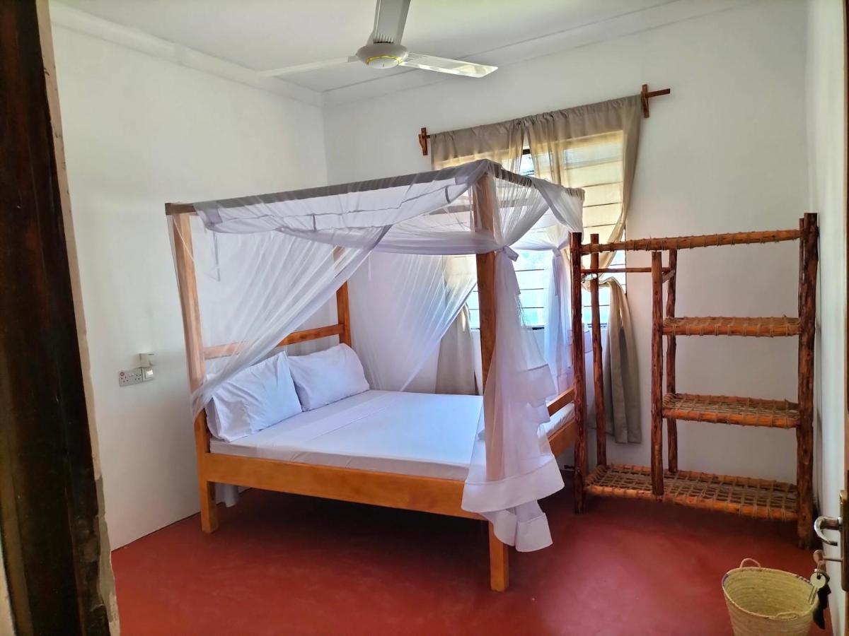 Mambo Leo Hostel Paje Chambre photo